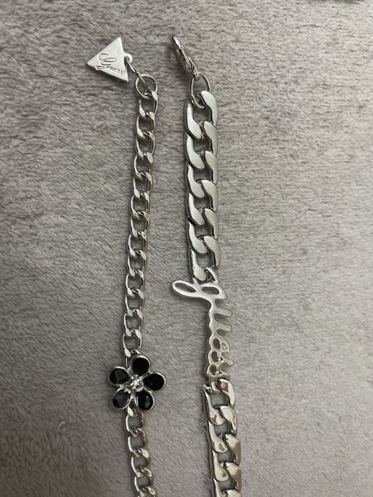 1 Colar e 2 pulseiras guess