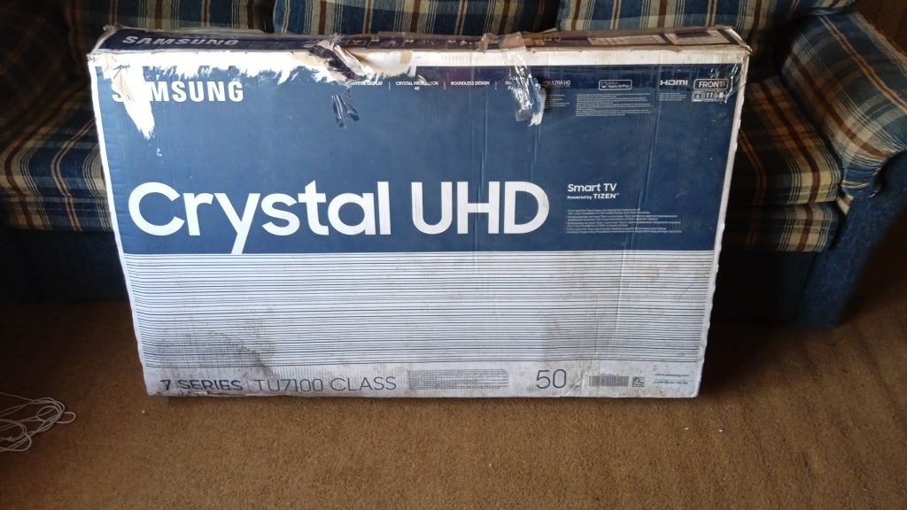 Продам телевизор Samsung 50 Crystal UHD