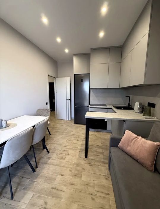 Оренда жк.Деміївка