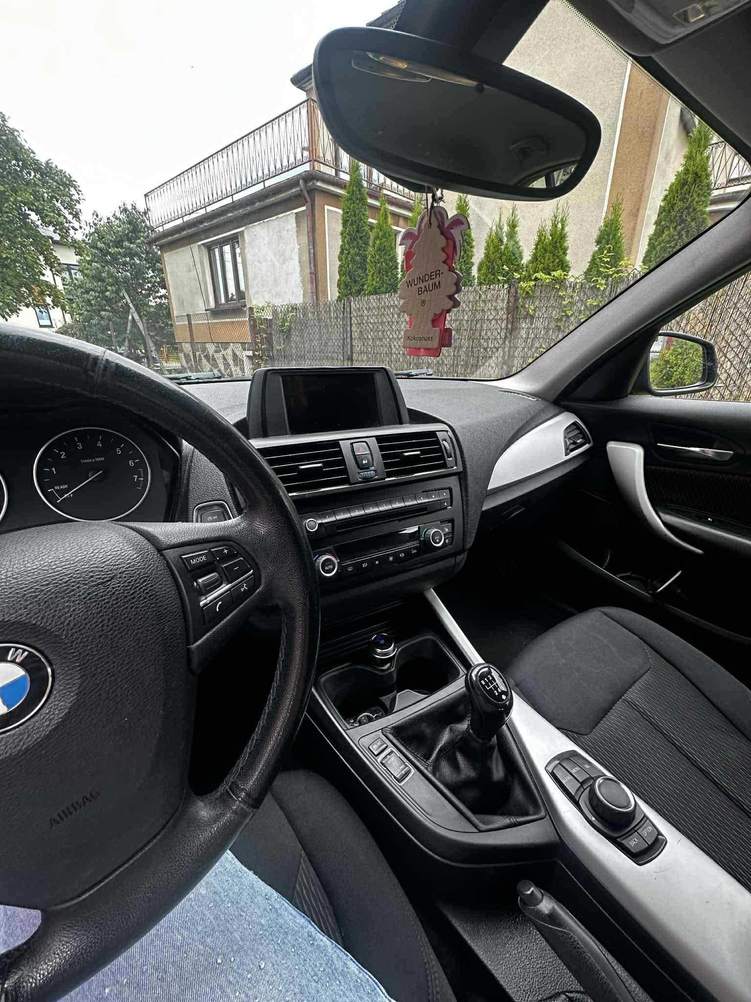 Sprzedam BMW 116i F20 2011