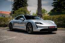 Porsche Taycan 4S