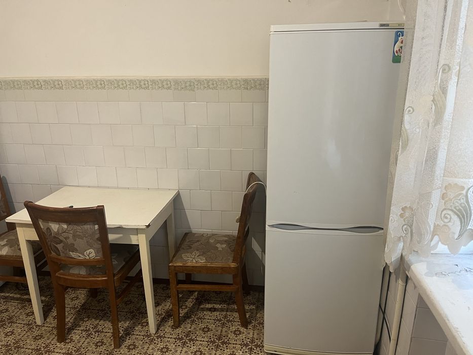 3 кім. Вул. Золотогірська 100$