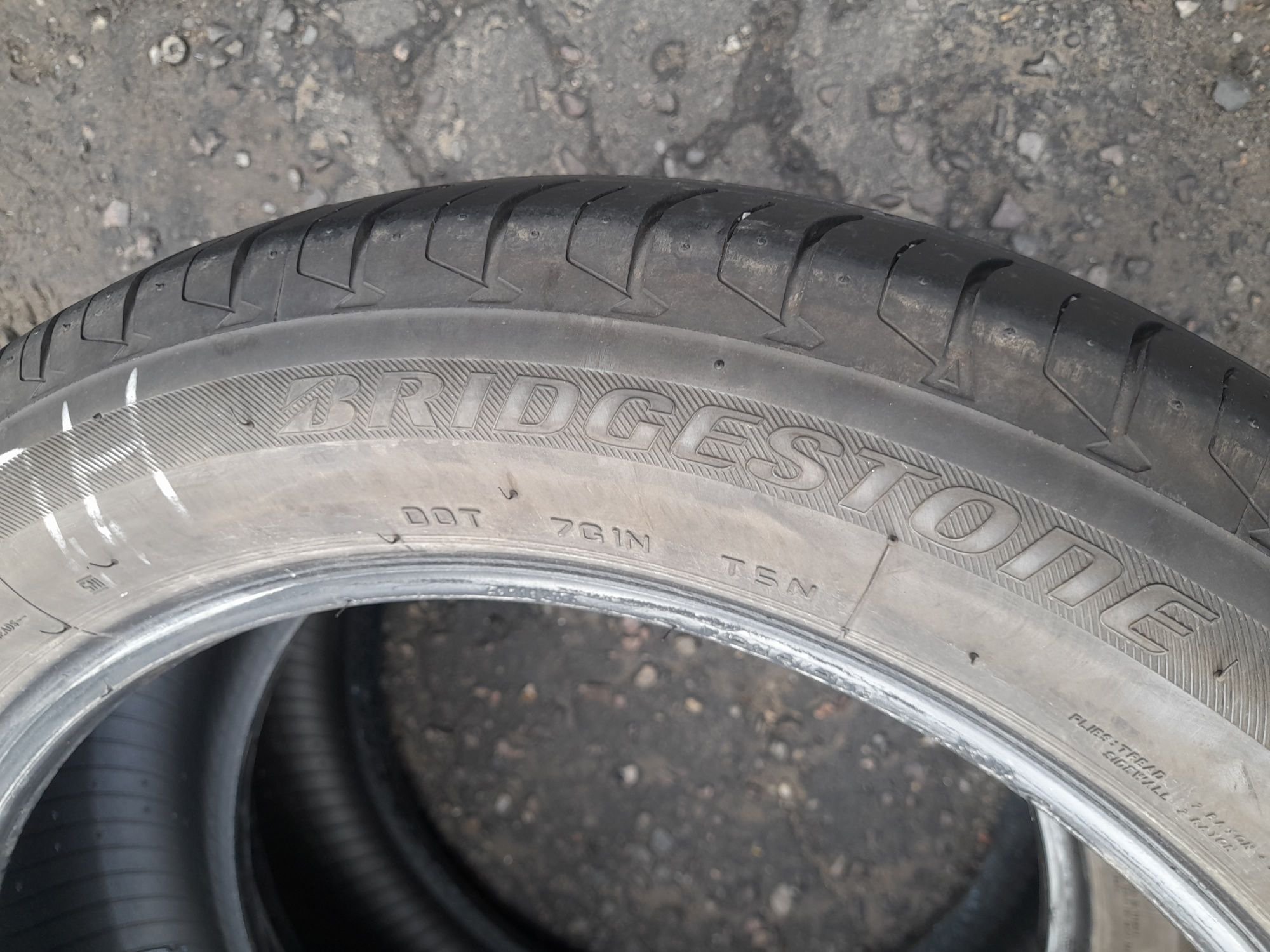 Opony używane 225/50/18 bridgestone 2x6.5 mm