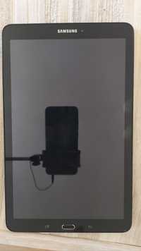Планшет Samsung Galaxy Tab E SM-T560