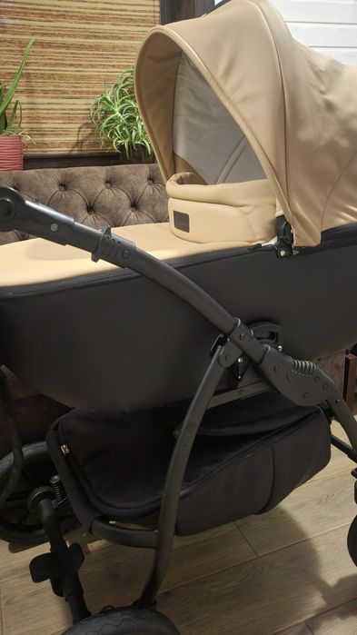 Продається каляска 2 в 1, 5000 грн