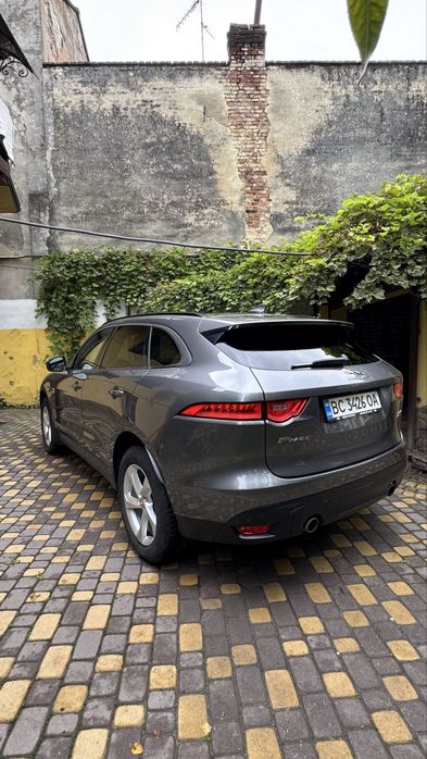 Jaguar f- pace , 1й власник в Україні