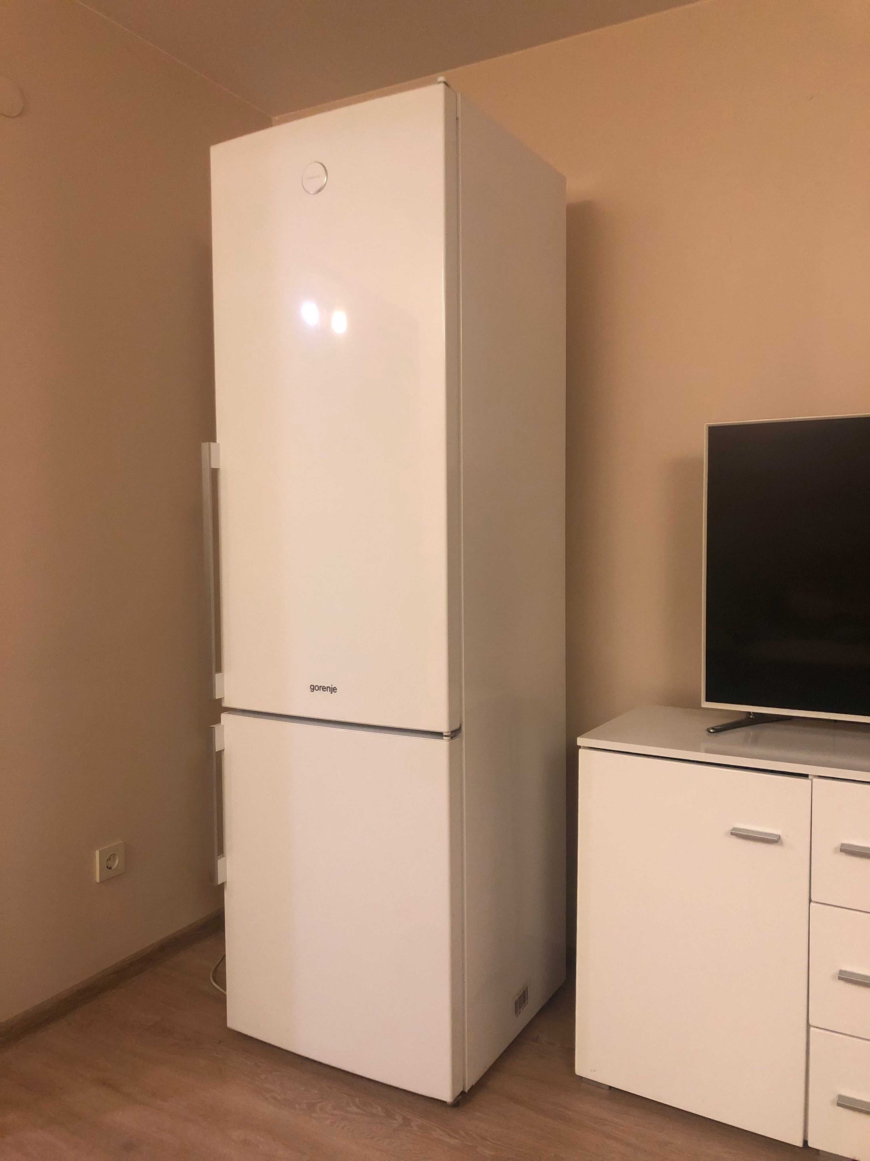 Холодильник Gorenje 2 м, FrostLess, в хорошому стані