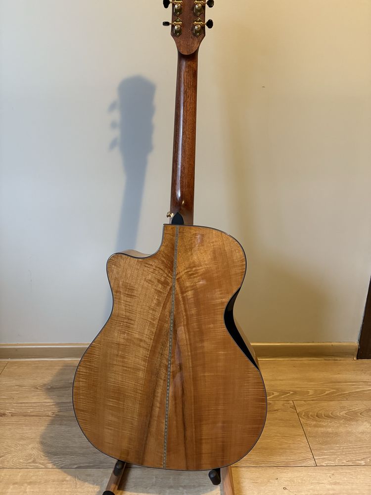Gitara Cort Nat Gold