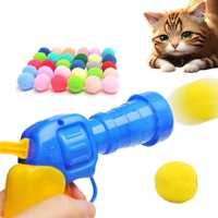 Zabawka dla kota - pistolet z piłkami pluszowymi 30 kulek
