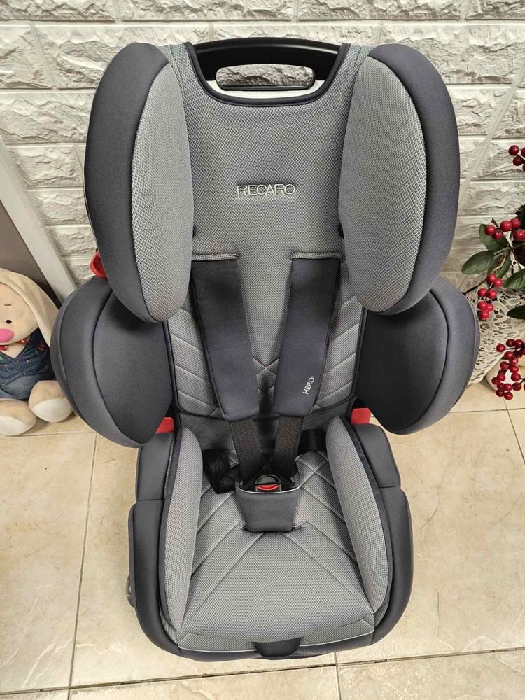 Автокрісло Recaro Young Sport Hero Група 1/2/3 (9-36 кг) рекаро