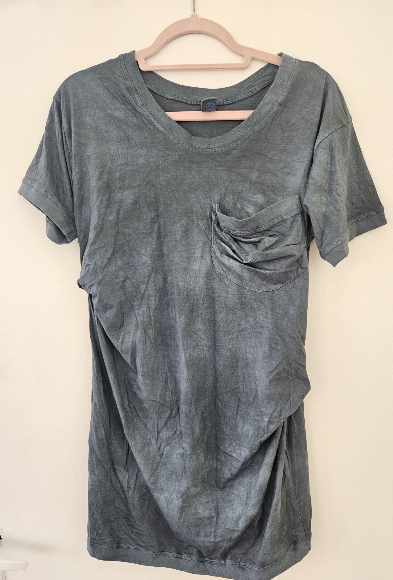 Szara grafitowa koszulka t-shirt Robert Kupisz