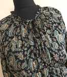 Krótka sukienka z falbanami 100% wiskoza paisley we wzory M/38 Zara