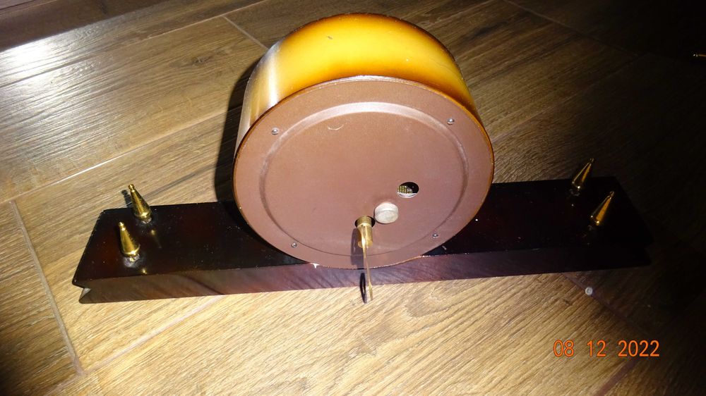 Zabytkowy zegar kominkowy, Vesna, kompletny ,sprawny