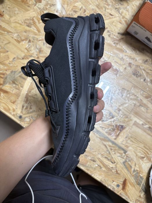 Жіноча трекінгові кросівки/для міста ON Running CloudAway розмір 40.5