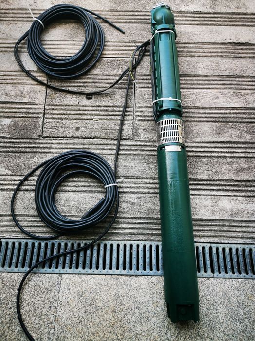 Bomba de furo submersível  "CAPRARI"