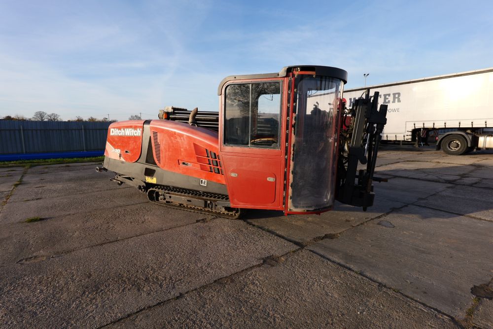Wiertnica horyzontalna ditch witch JT20 + system namierzania MAG 8