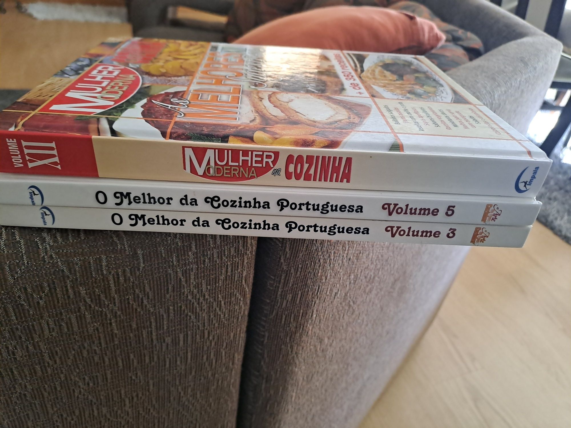 Livros de culinaria e doçaria