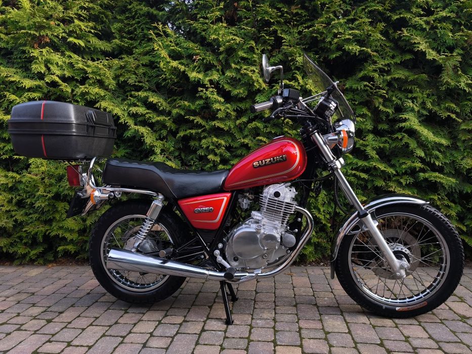 Suzuki GN 250 94r tylko 8 Tyś/km!! Top Stan  60 Zdjęć Film YouTube