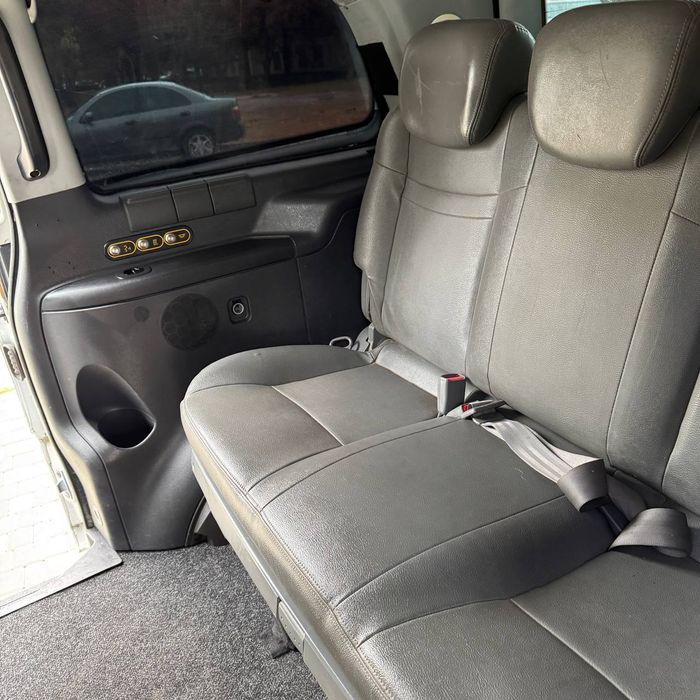 Продам Мерседес Вито Оригинальный салон 7+1