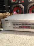 Tuner Yamaha T-520