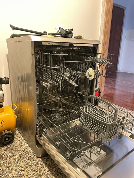 Máquina Lavar Louça