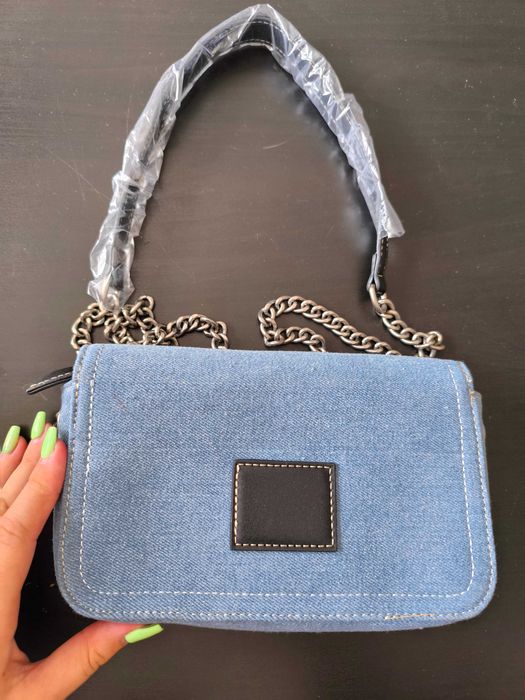 Mala nova em azul ganga e branco