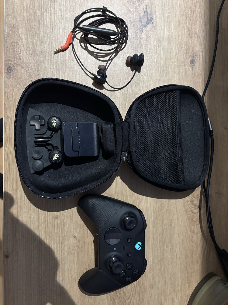 Xbox Elite 2 Controller + JBL гарнітура