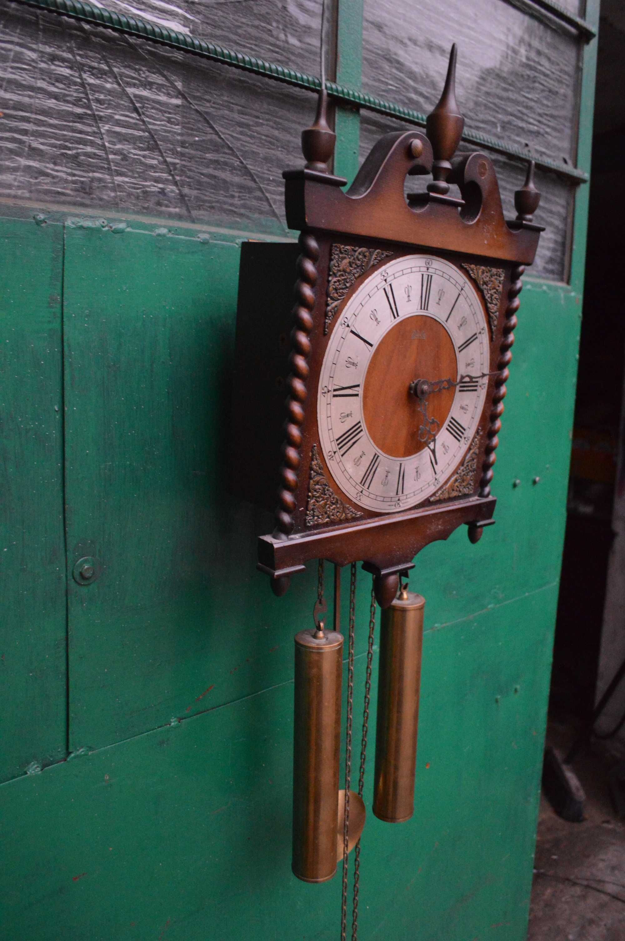 zegar ścienny stary wiszący wahadłowy antyk retro