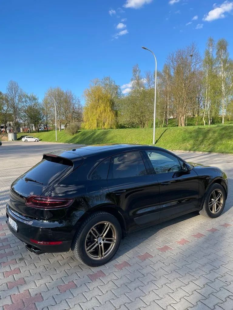 Porsche Macan Porsche Macan - atrakcyjny Black/Gold