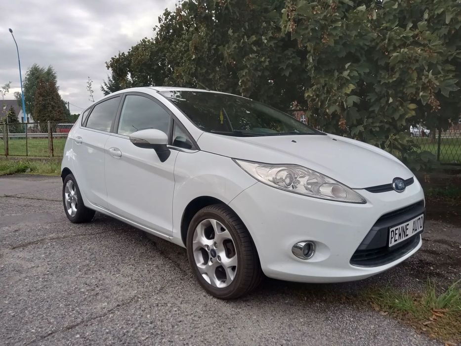 Ford Fiesta MK7 1.25 Benzyna Titanium 5Drzwi Oryginalny Bezwypadkowy Stan
