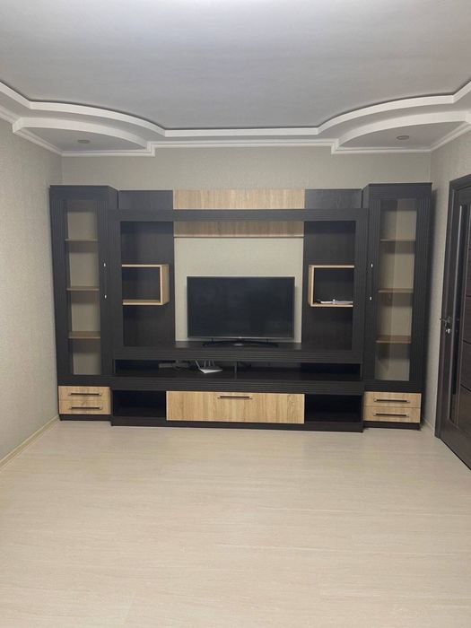 Оренда 1 кімнатної квартири на Озерній, Вул Залізняка 18