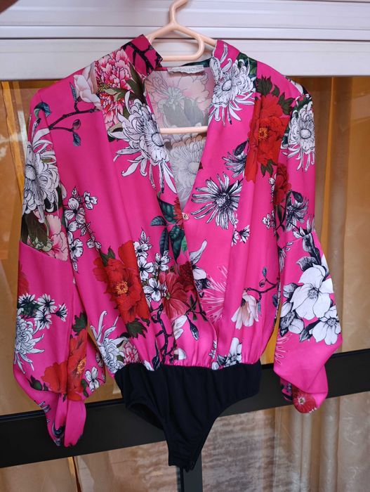 Body floral cor de rosa S