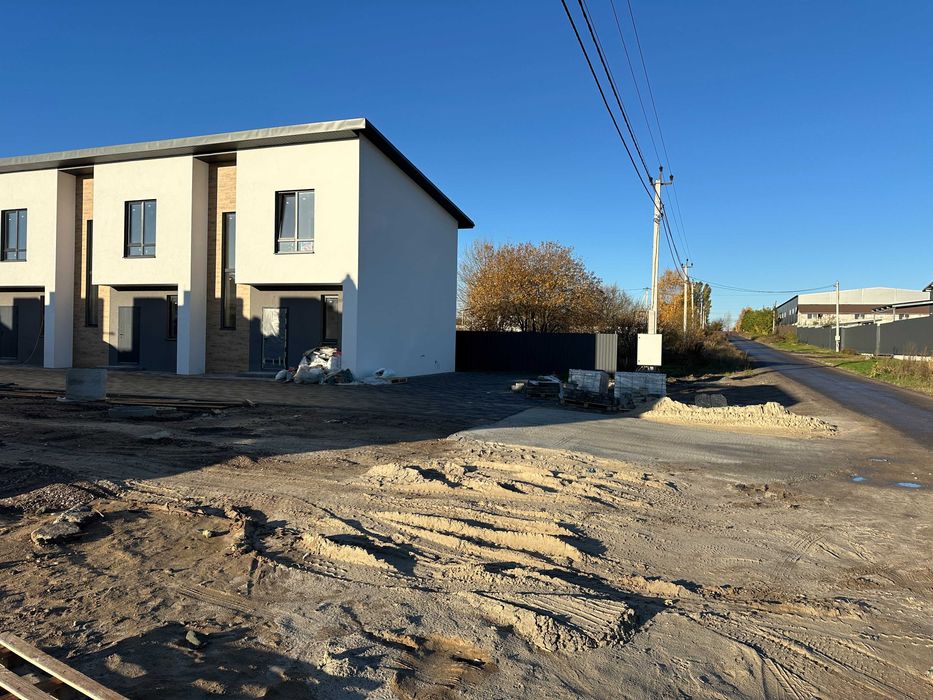 Мріяли про власний будинок поруч із Києвом? Це ваш шанс!