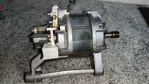 Silnik Do Pralki Bosch 1BA5750-OBA / 492-598 Siemens WFB3200 PL