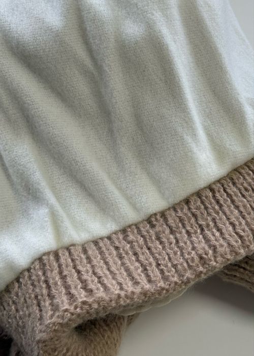 шапка вʼязана з флісом на завʼязках 45/52см