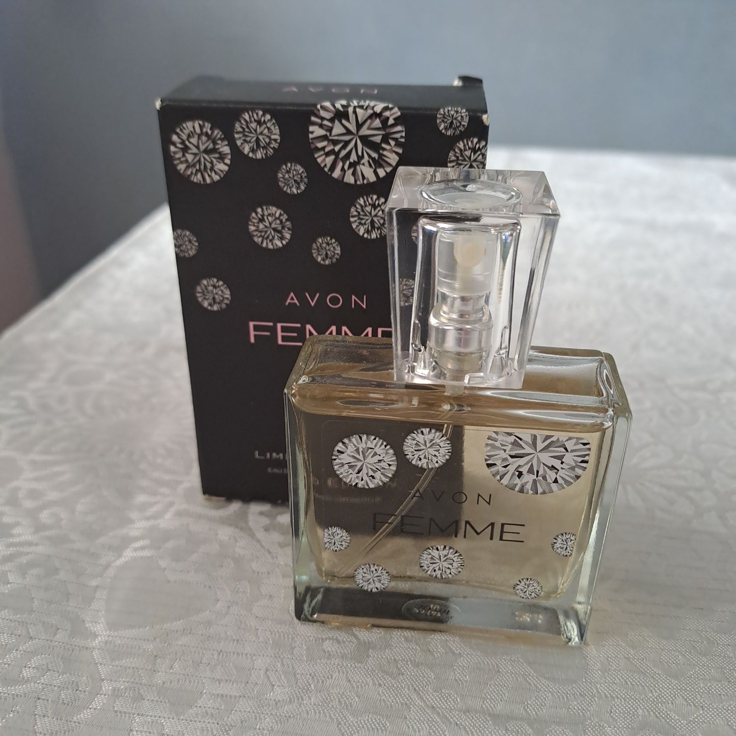 Nowe perfumy Avon Femme 30ml UNIKAT
