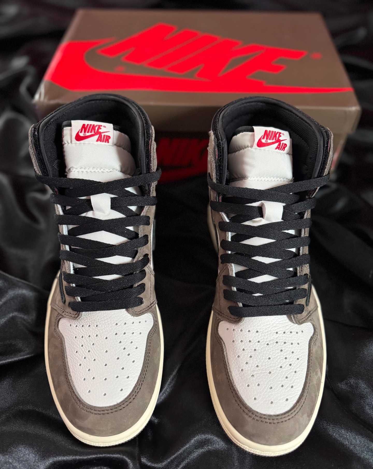 Jordan 1 Retro High OG SP Travis Scott Mocha r.39