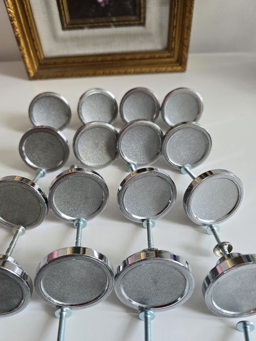 Uchwyty do mebli 24 sztuki