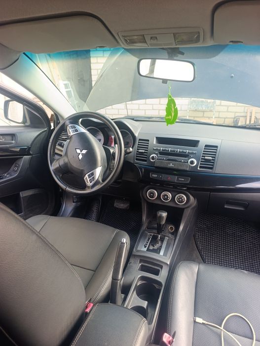 Митсубиси Лансер 10 lancer x 2.0 автомат газ бензин