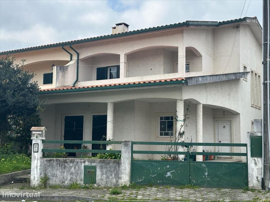 Geminada para Venda em Aveiro