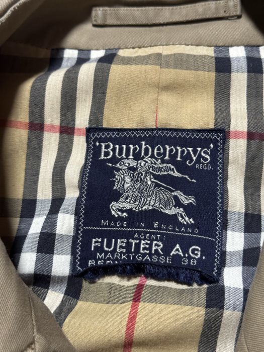 Vintage Trench coat Burberrys
