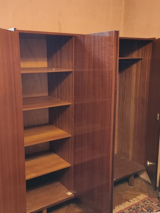 3 drzwiowa drewniana politurowania szafa z lat 60-tych