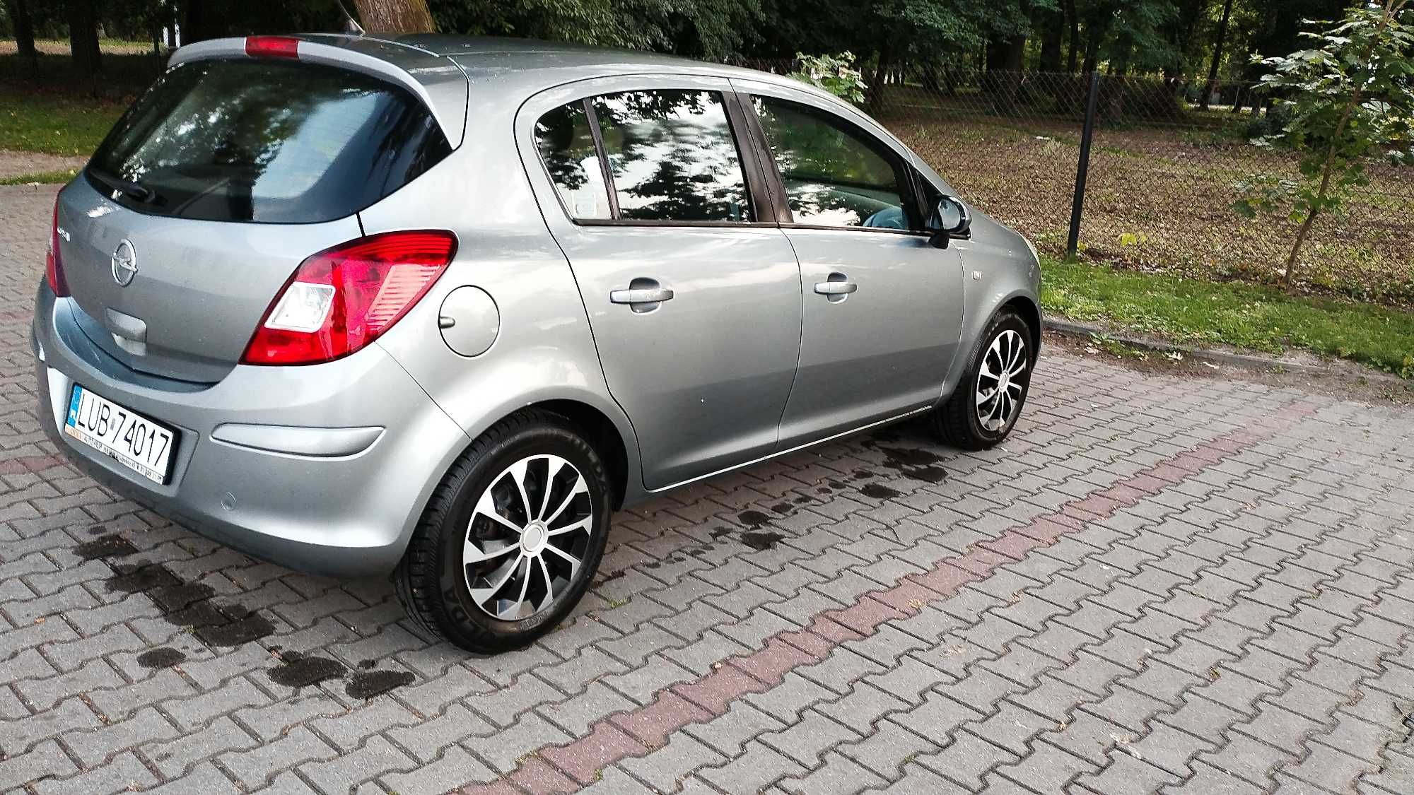 Opel Corsa D 1.2 polski salon, bezwypadkowy, zadbany