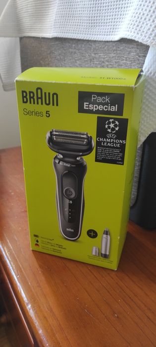 Máquina de barbear Braun Series 5