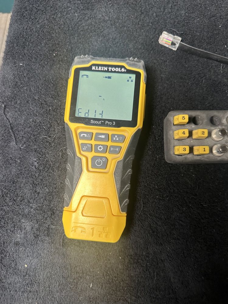 Tester klein  tools scout pro 3