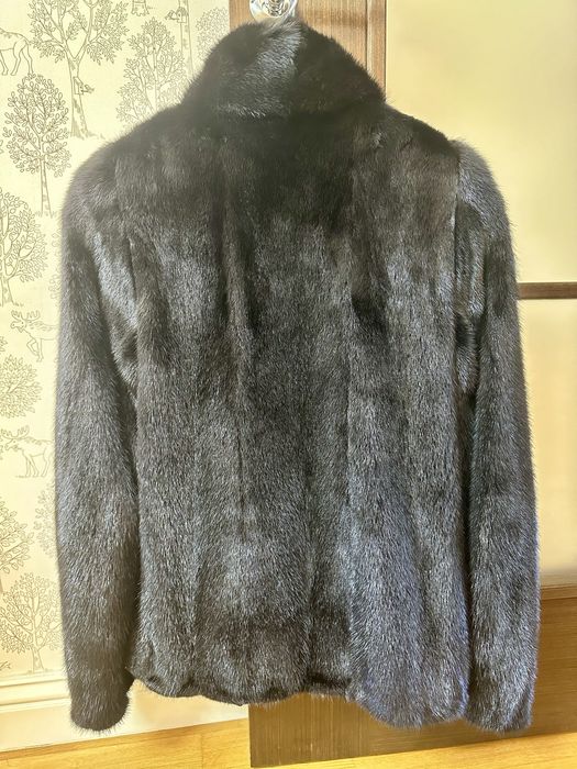 Продається норкова шуба