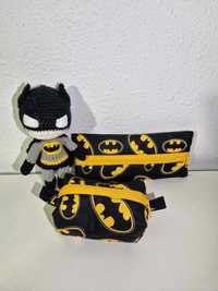 Conjunto Batman em amigurumi e tecido