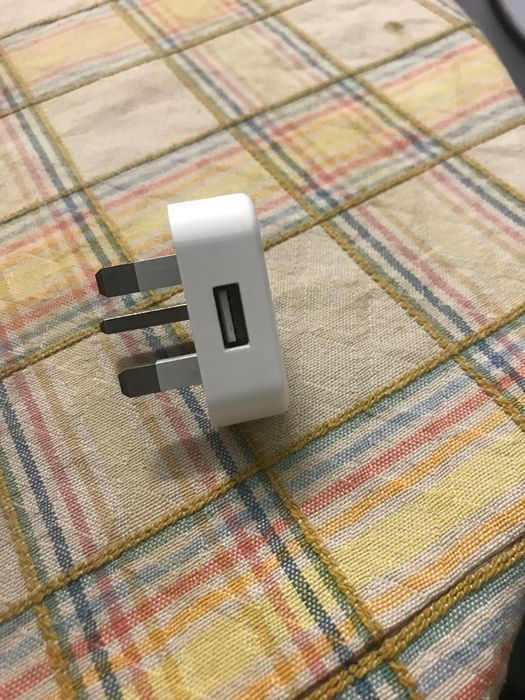 Apple - UK/EU Plug64297684182146121