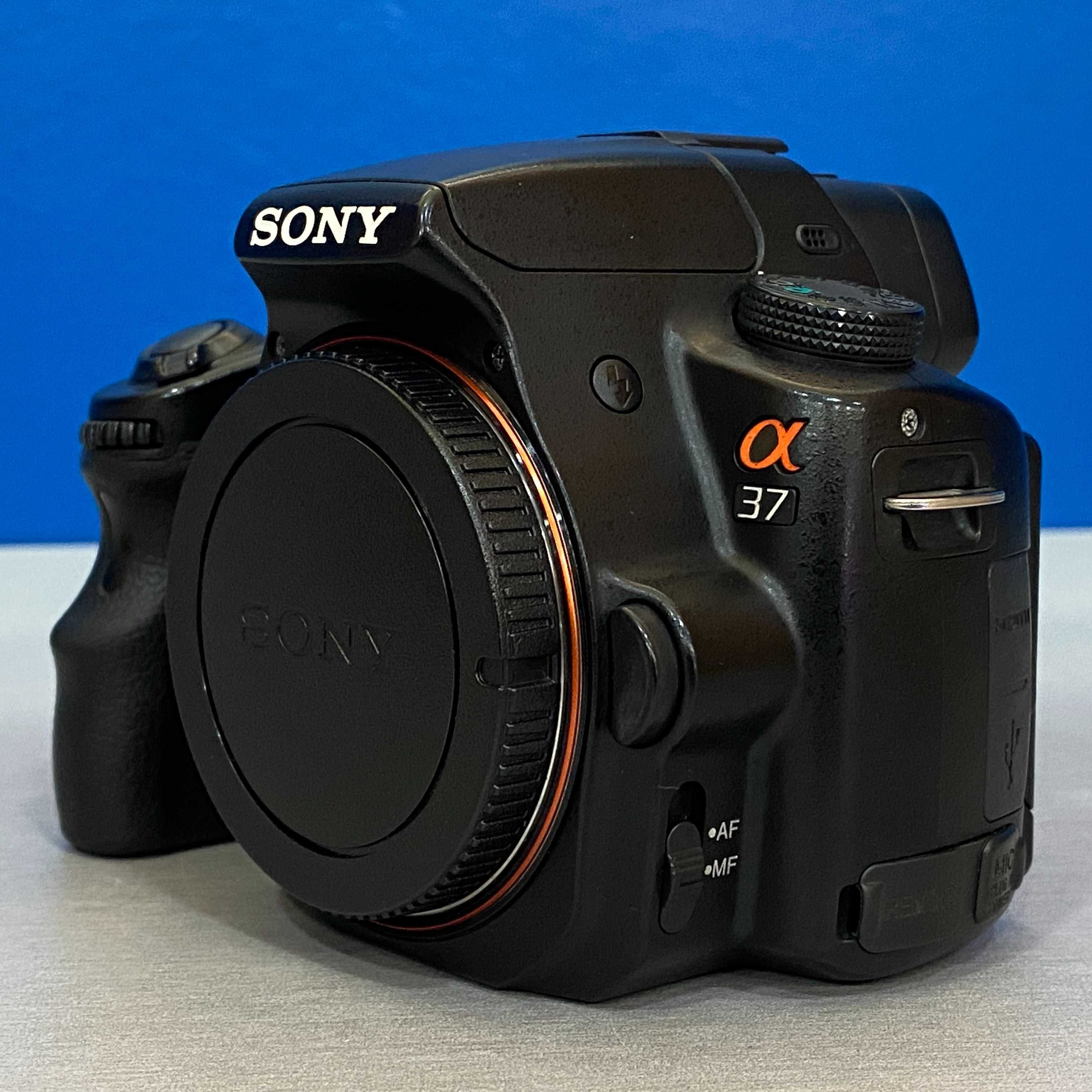 Sony Alpha A37 (Corpo) - 16.1MP