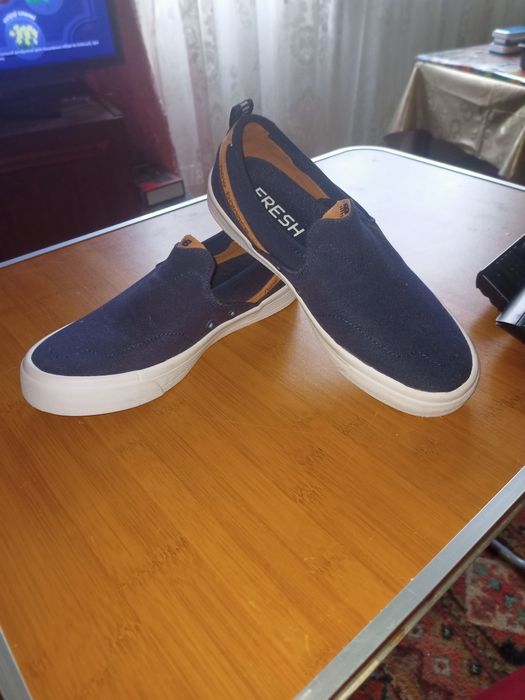 Продам кеди New Balance